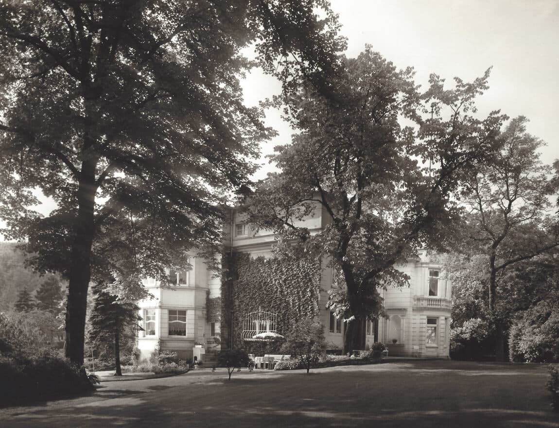 Gelbe Villa Wuppertal — Aufnahme 11