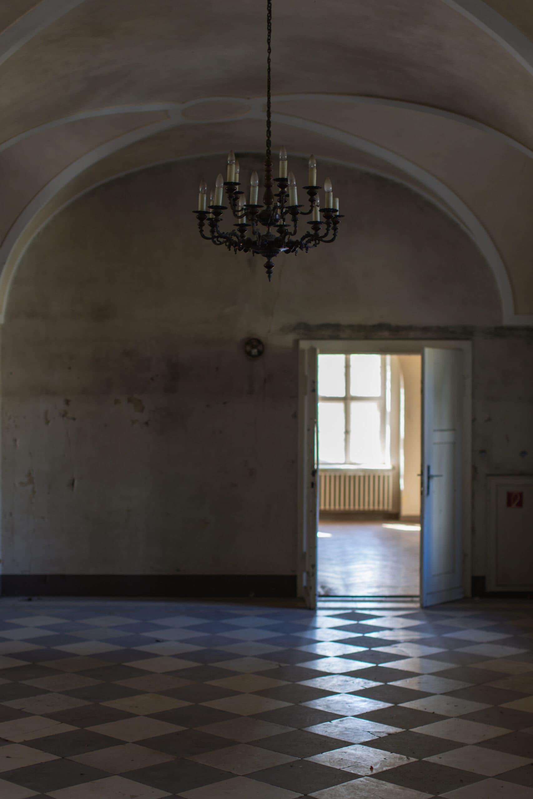 Schloss der 1000 Eichen — Aufnahme 4